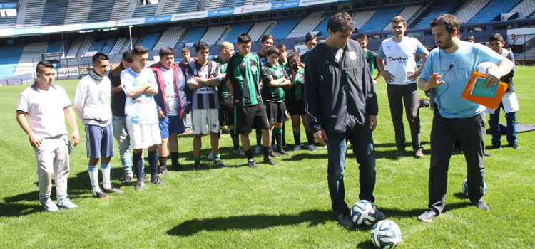 Clínica de fútbol con Diego Milito
