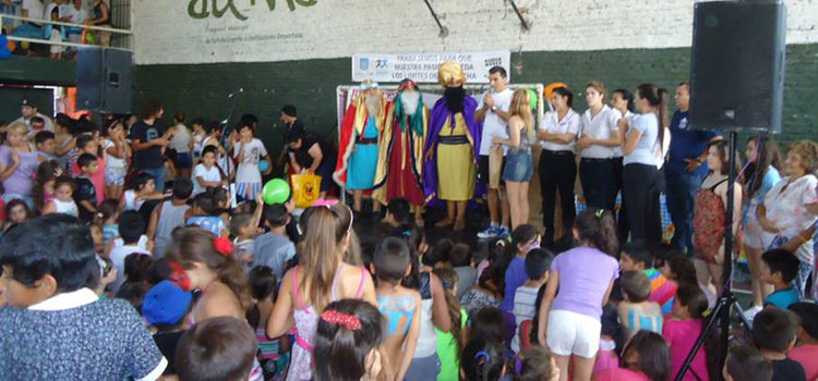Presencia académica en la fiesta de Reyes del barrio Nueva Argentina